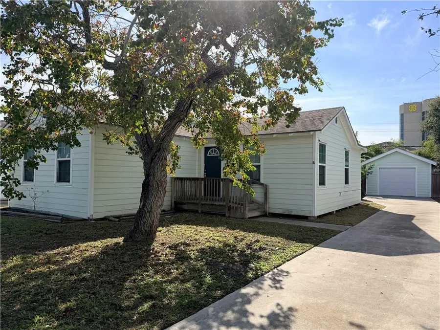 3529 Topeka Street, Corpus Christi, TX 78411 - #2