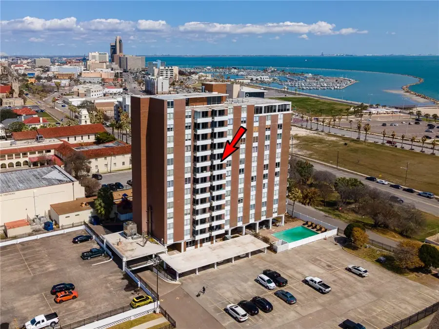 715 S Upper Broadway Street #903, Corpus Christi, TX 78401 - #2