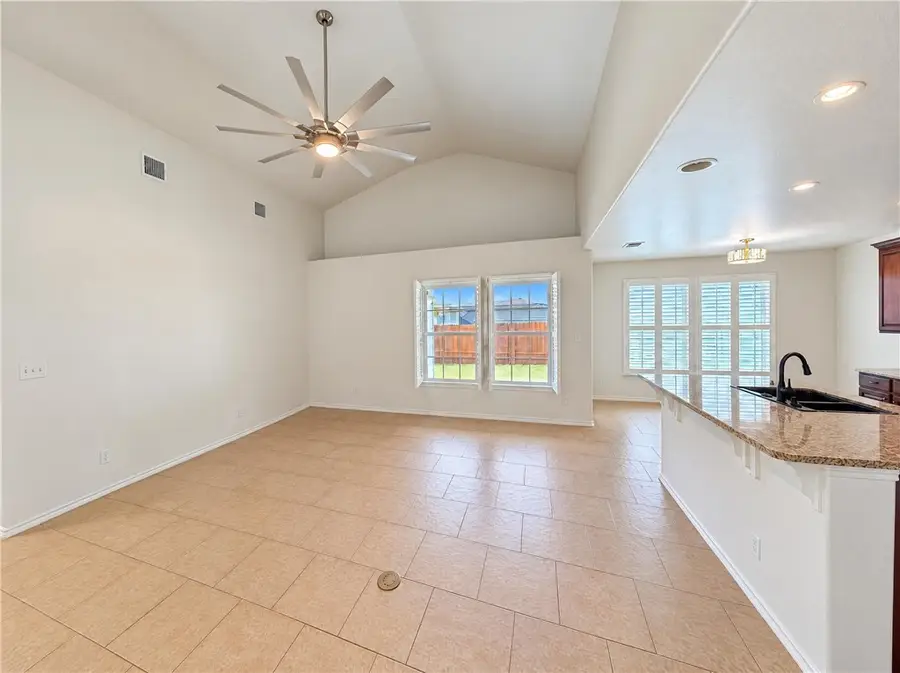 134 Treasure Street, Rockport, TX 78382 - #3