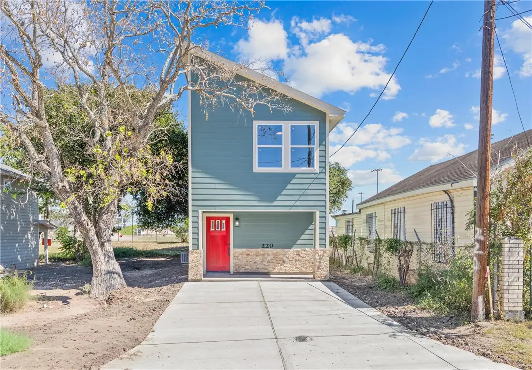 220 Spruce Street, Corpus Christi, TX 78408 - #1