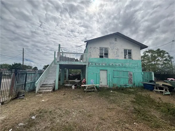 3001 Highland Avenue, Corpus Christi, TX 78405