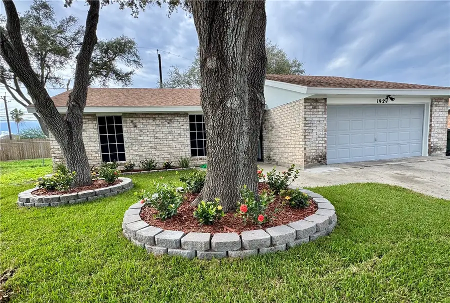 1925 Tawakoni Street, Corpus Christi, TX 78409 - #2