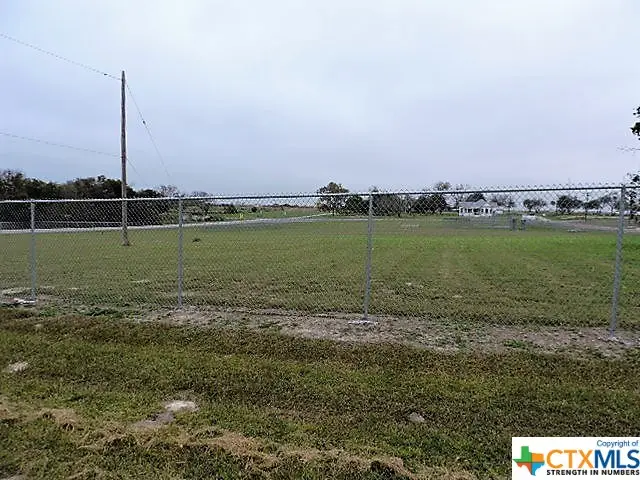 000 Houston Avenue, Westhoff, TX 77994 - Image #3