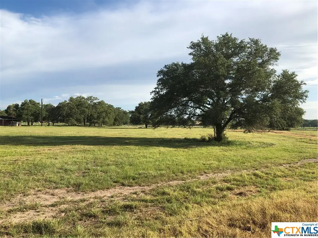 Lot 2 Pvt 1671, Hallettsville, TX 77964 - #1