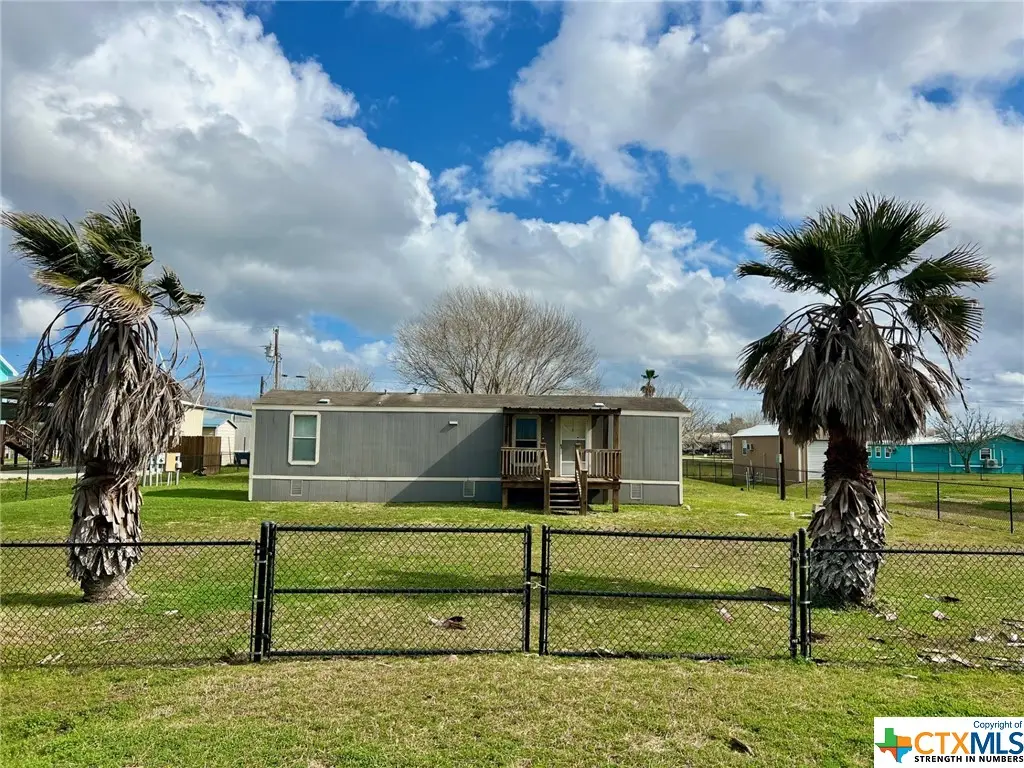 71 Betty Street, Port Lavaca, TX 77979 - Image #1