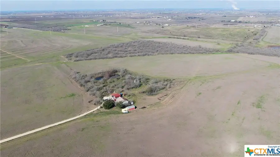 445 Katie Lane, Seguin, TX 78155 - Image #2