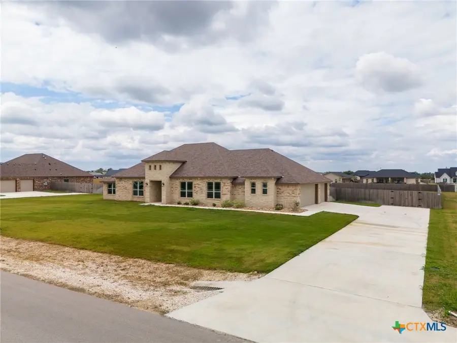 930 Inka Road, Salado, TX 76571 - Image #3