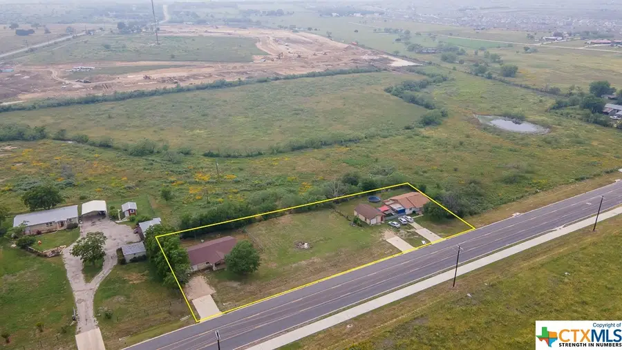 1588 W Klein Road, New Braunfels, TX 78130 - Image #2