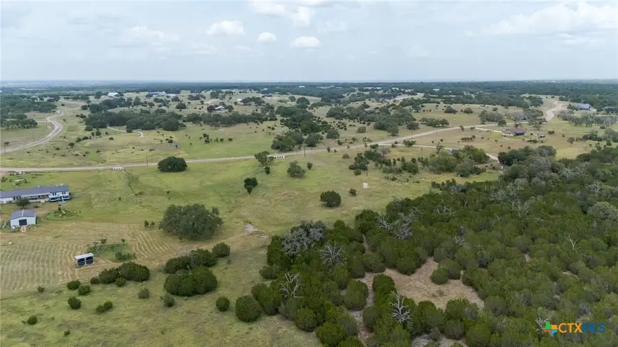320 S Waterbuck Way, Lampasas, TX 76550 - #3