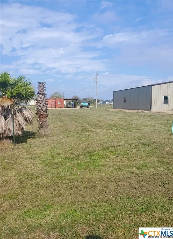 1208 W Dallas Avenue, Seadrift, TX 77983 - Image #3