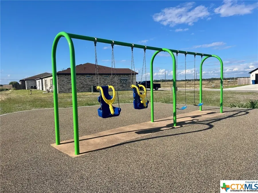 109 Carmine Avenue, Port Lavaca, TX 77979 - Image #3