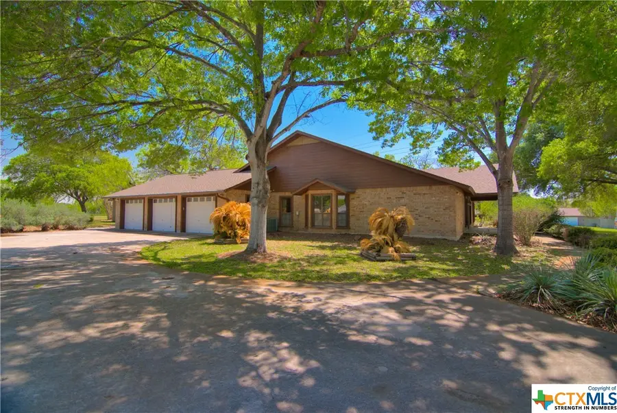 225 Wingate Court, Seguin, TX 78155 - Image #2