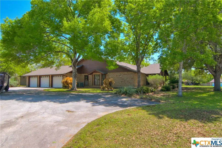 225 Wingate Court, Seguin, TX 78155 - Image #3