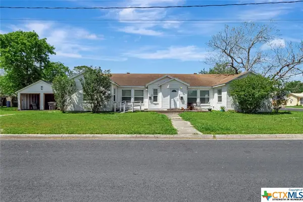 1005 Macarthur Street, Victoria, TX 77901