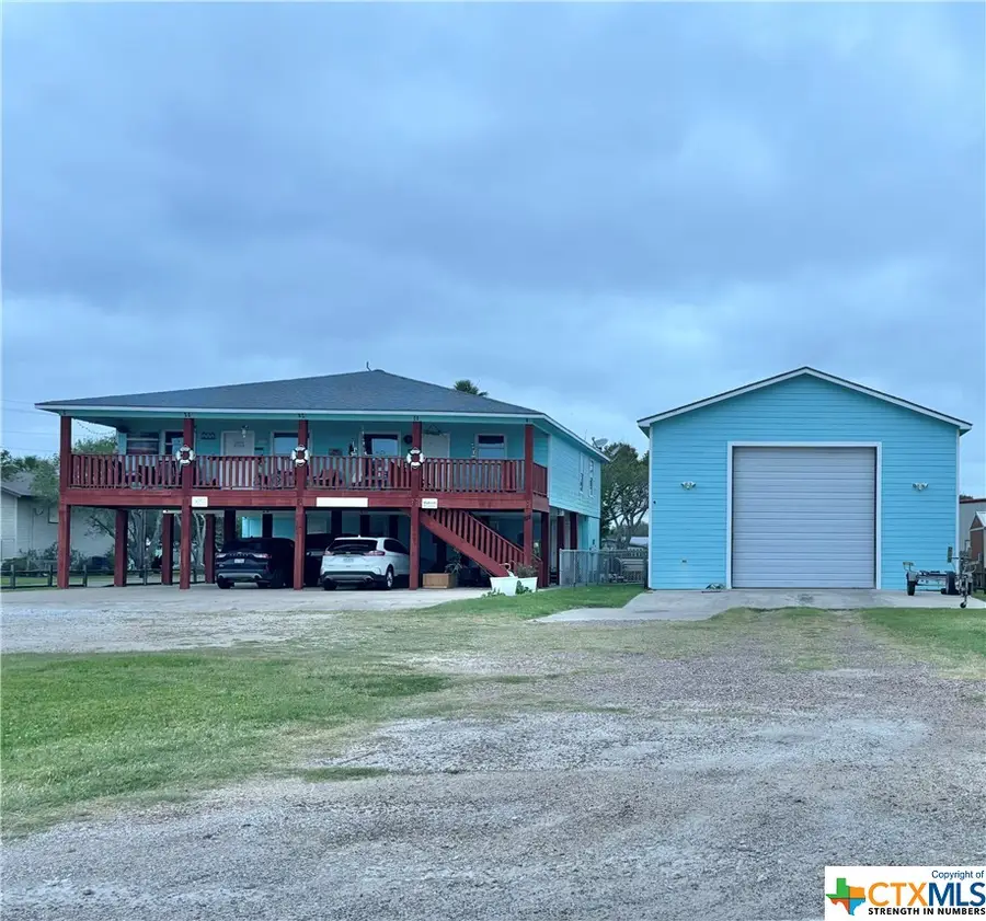512 W Adams Street, Port Oconnor, TX 77982 - #3