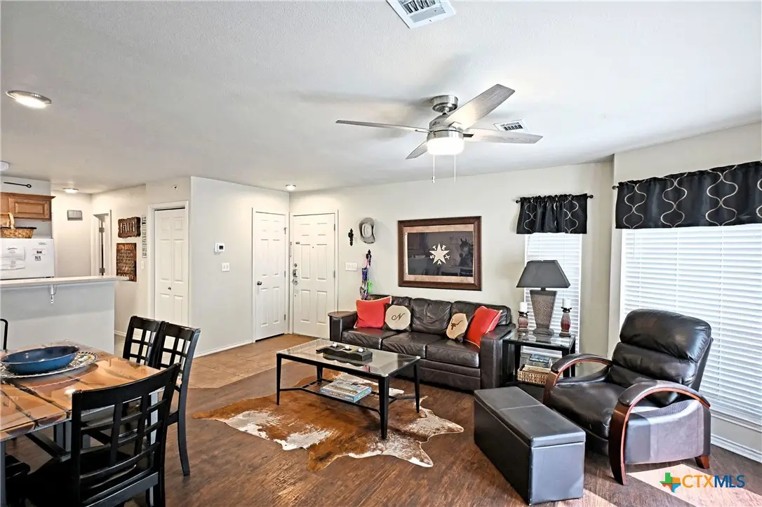 730 E Mather Street #J-301, New Braunfels, TX 78130 - Image #1