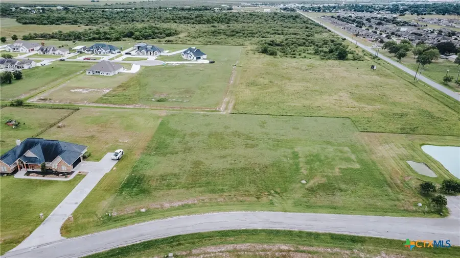 57 Wellspring Boulevard, Victoria, TX 77904 - Image #3