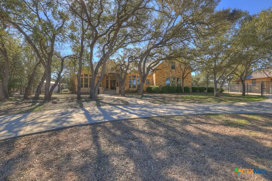 197 Falling Hills, New Braunfels, TX 78132 - Image #3