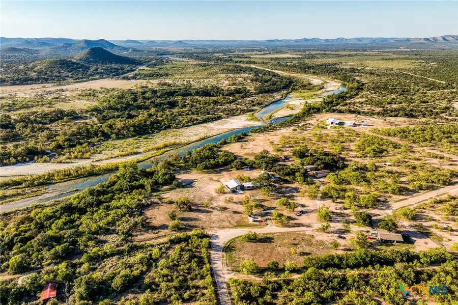 4991 County Road 416, Uvalde, TX 78801 - Image #2