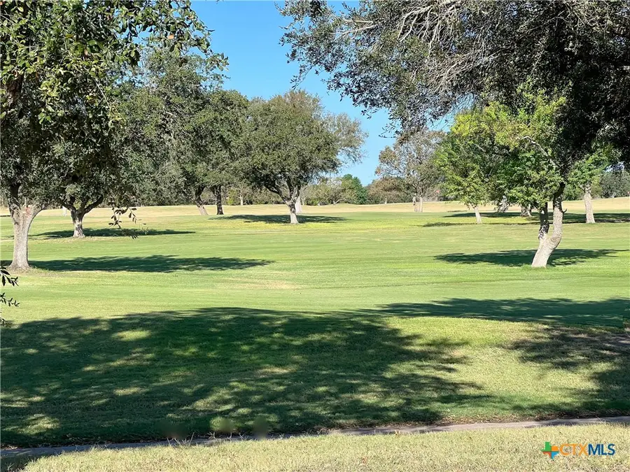 6004 A Country Club Drive #A, Victoria, TX 77904 - Image #3
