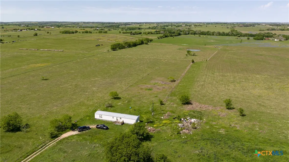 312 County Road 1295b, Moulton, TX 77975 - #1