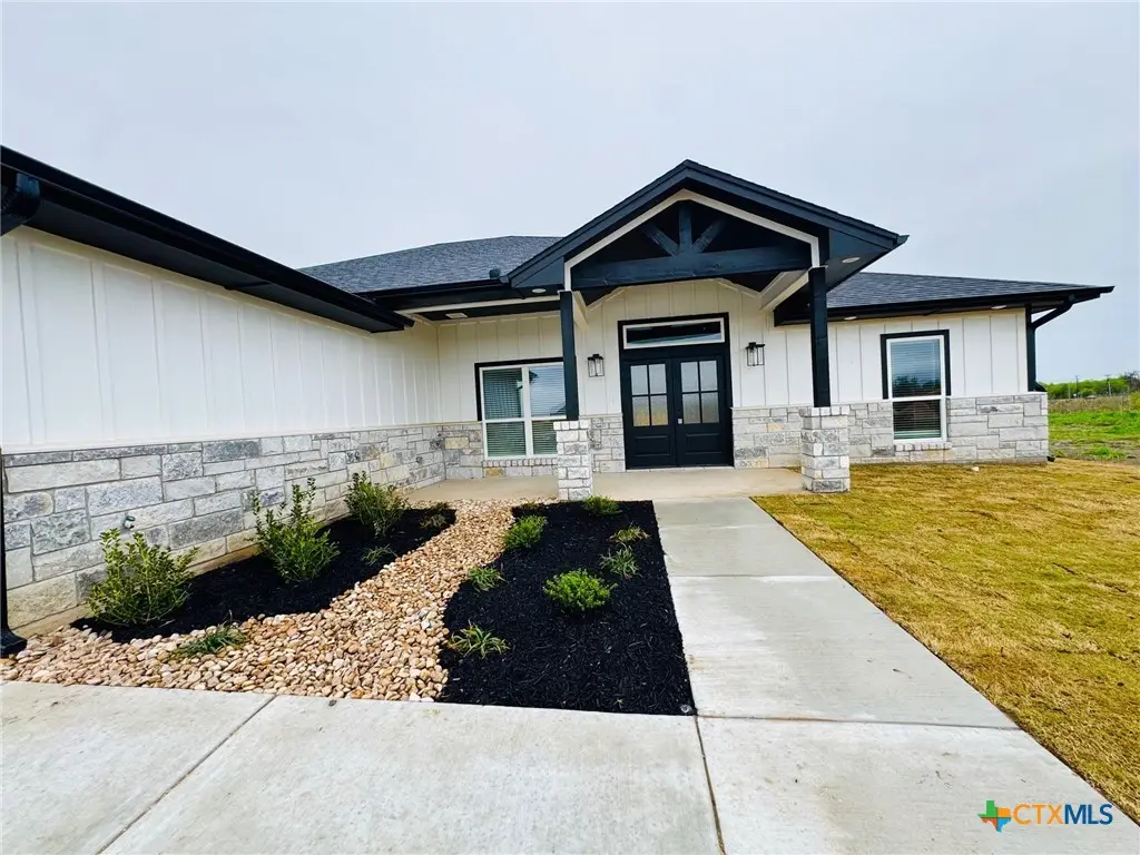 207 Creek Plum Lane, Temple, TX 76502 - Image #1