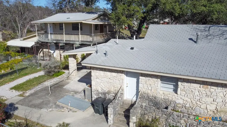 503 E Avenue G, Lampasas, TX 76550 - Image #2