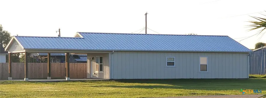 1201 W Houston Avenue, Seadrift, TX 77983 - Image #3