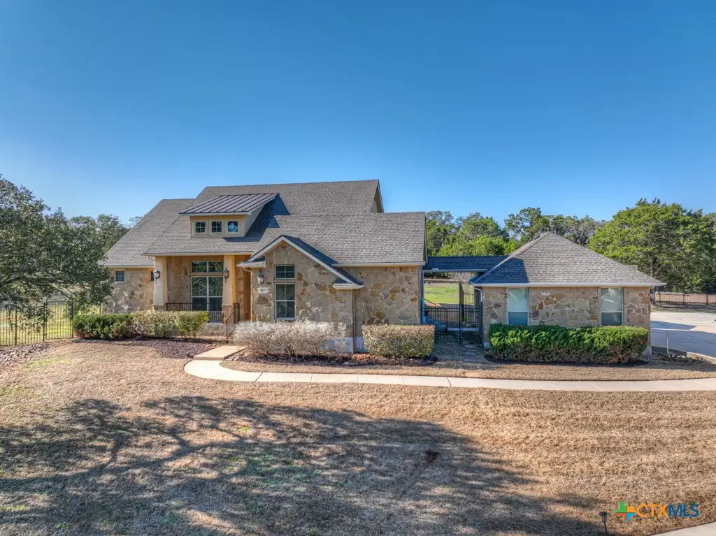 957 Santa Cruz, New Braunfels, TX 78132 - Image #1