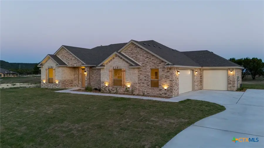 4244 Cold Springs Road, Kempner, TX 76539 - Image #2