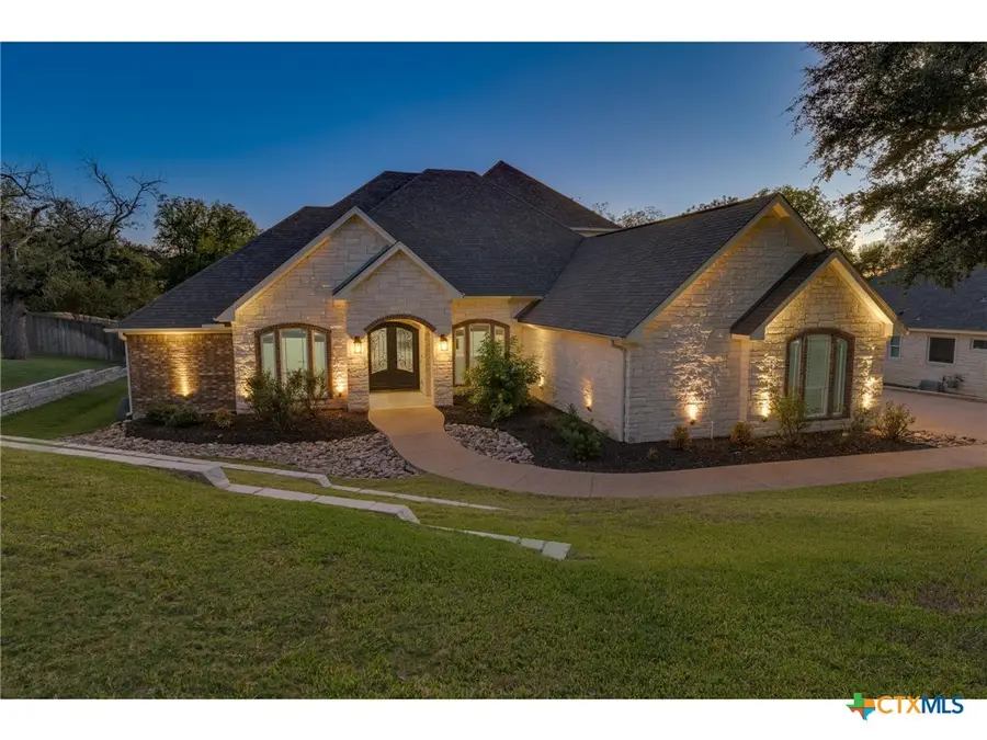 1729 Las Lomas Court, Temple, TX 76502 - Image #2