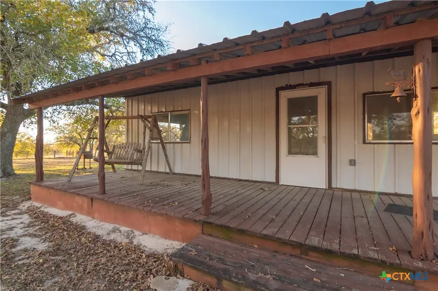 847 Littlehorn Lane, Stockdale, TX 78160 - Image #2