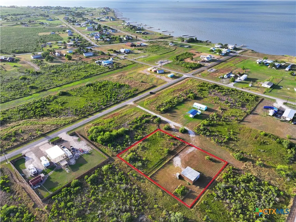 50 Sunshine Way, Port Lavaca, TX 77979 - Image #1