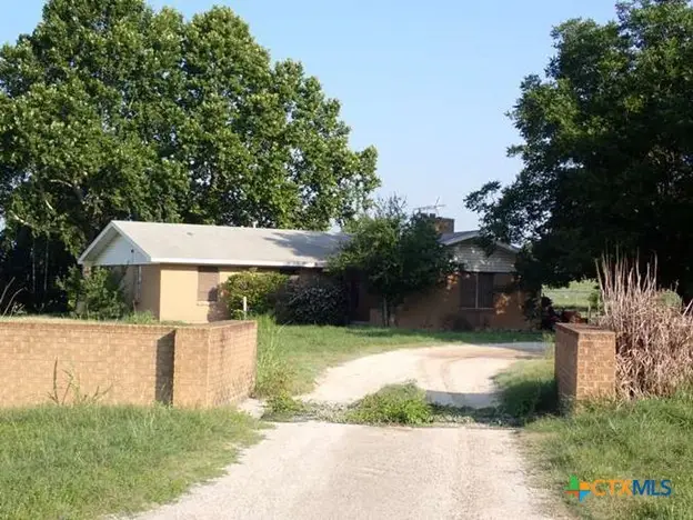 8629 Fm 1690, Lampasas, TX 76550 - Image #1