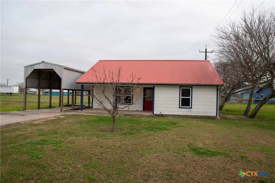 203 S Gisler Street, Austwell, TX 77950 - Image #2