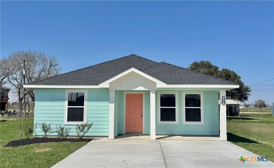 656 Stovall Drive, Palacios, TX 77465 - Image #1