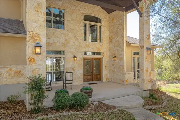 451 Winding View, New Braunfels, TX 78132