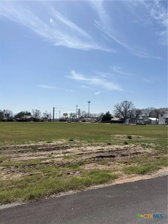 1900 N Austin Street, Seguin, TX 78155 - Image #2