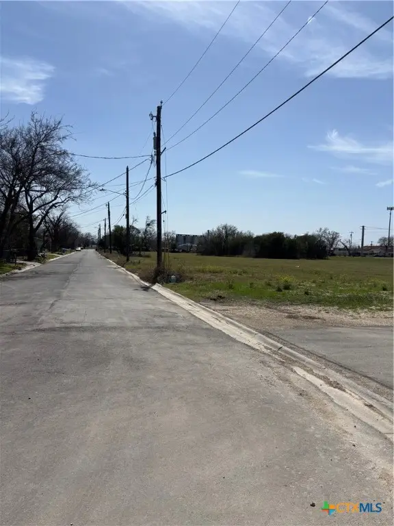 1900 N Austin Street, Seguin, TX 78155 - Image #3