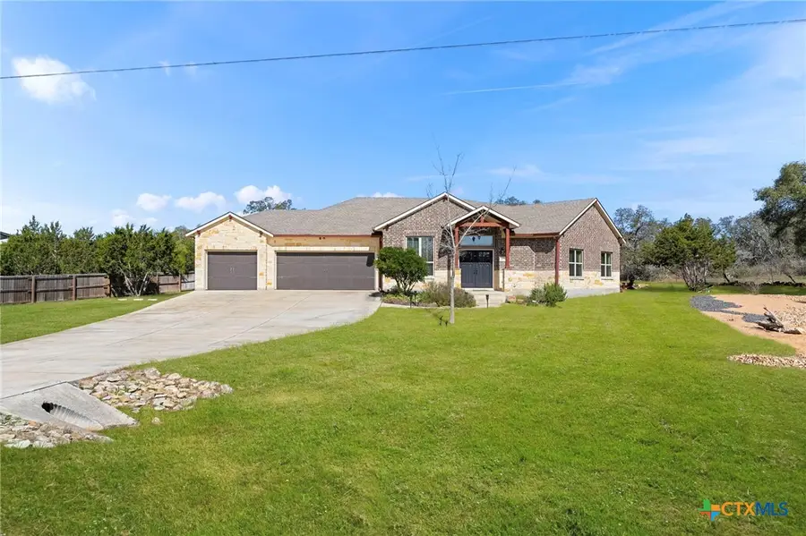 110 Liberty Bell Lane, Fischer, TX 78623 - Image #2