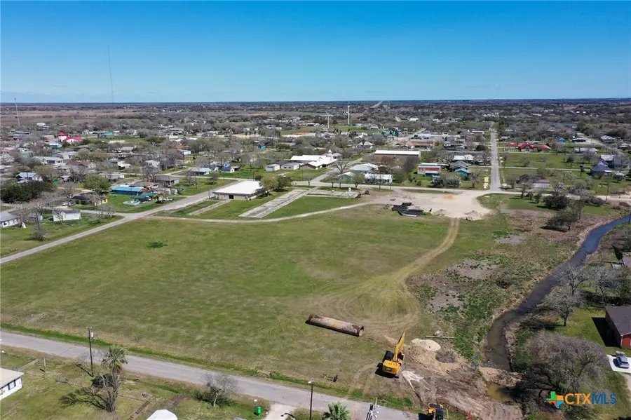 504 S 4th Street, Seadrift, TX 77983 - Image #2