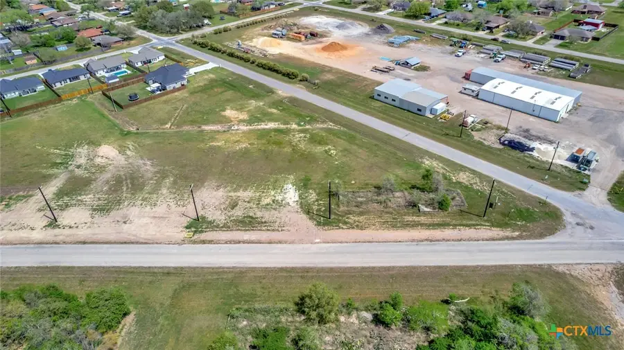 304 Warehouse Road, Victoria, TX 77905 - Image #2