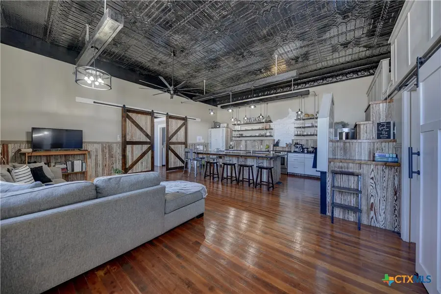 103 N Main #B, Moulton, TX 77975 - Image #2