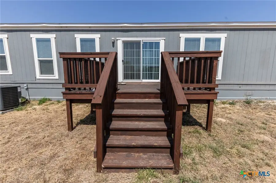 181 Viridian View, Pleasanton, TX 78064 - Image #2