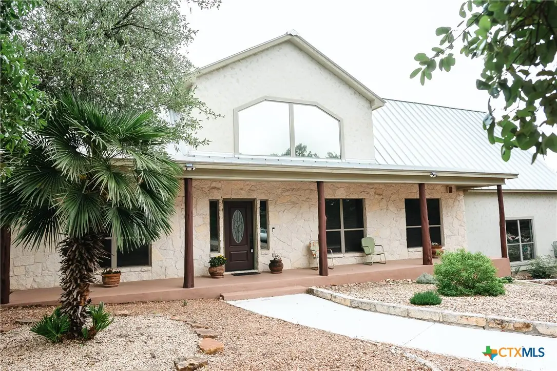 211 Cambridge Drive, New Braunfels, TX 78132 - Image #1