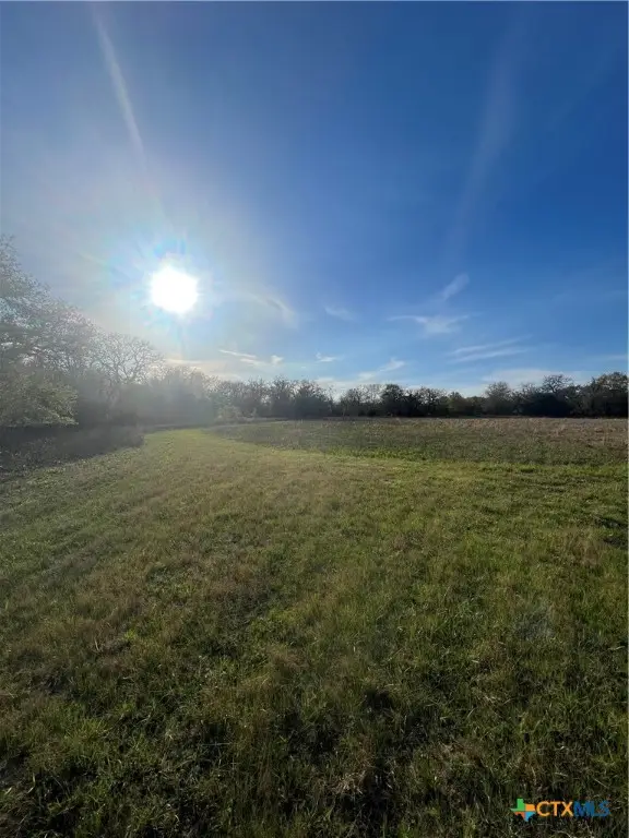 242 Private Road 1068, Hallettsville, TX 77964