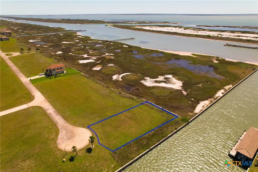 384 W Vineyard Bay, Port Oconnor, TX 77982 - Image #2