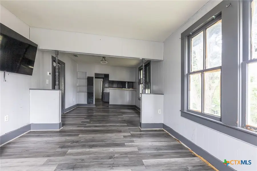 1515 Moulton Street, Shiner, TX 77984 - Image #3