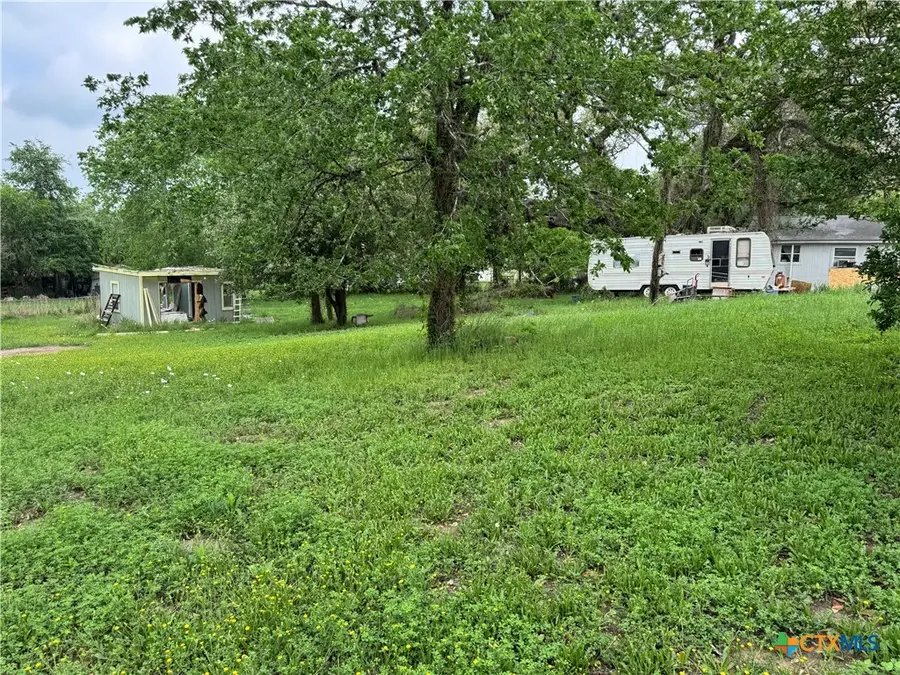 103 Reiffert Street, Cuero, TX 77954 - Image #3