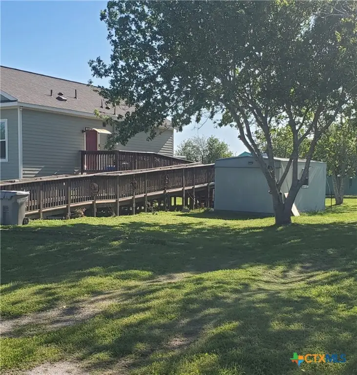 501 S 13th Street, Seadrift, TX 77983 - Image #2